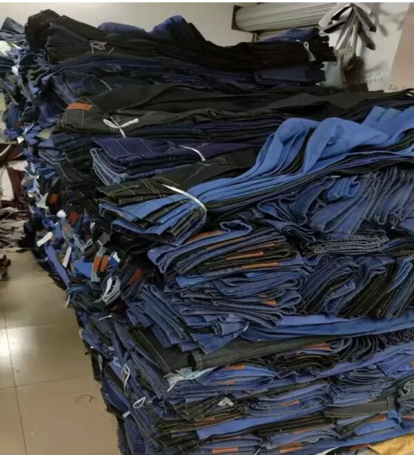 Jeans Mixed Clothing Liquidation Pallets
